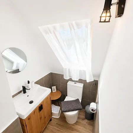 Pinty Paradise Vendeghaz Апартаменты *